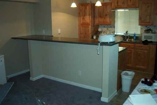 901 N Greenwood St - Photo 3 of 9