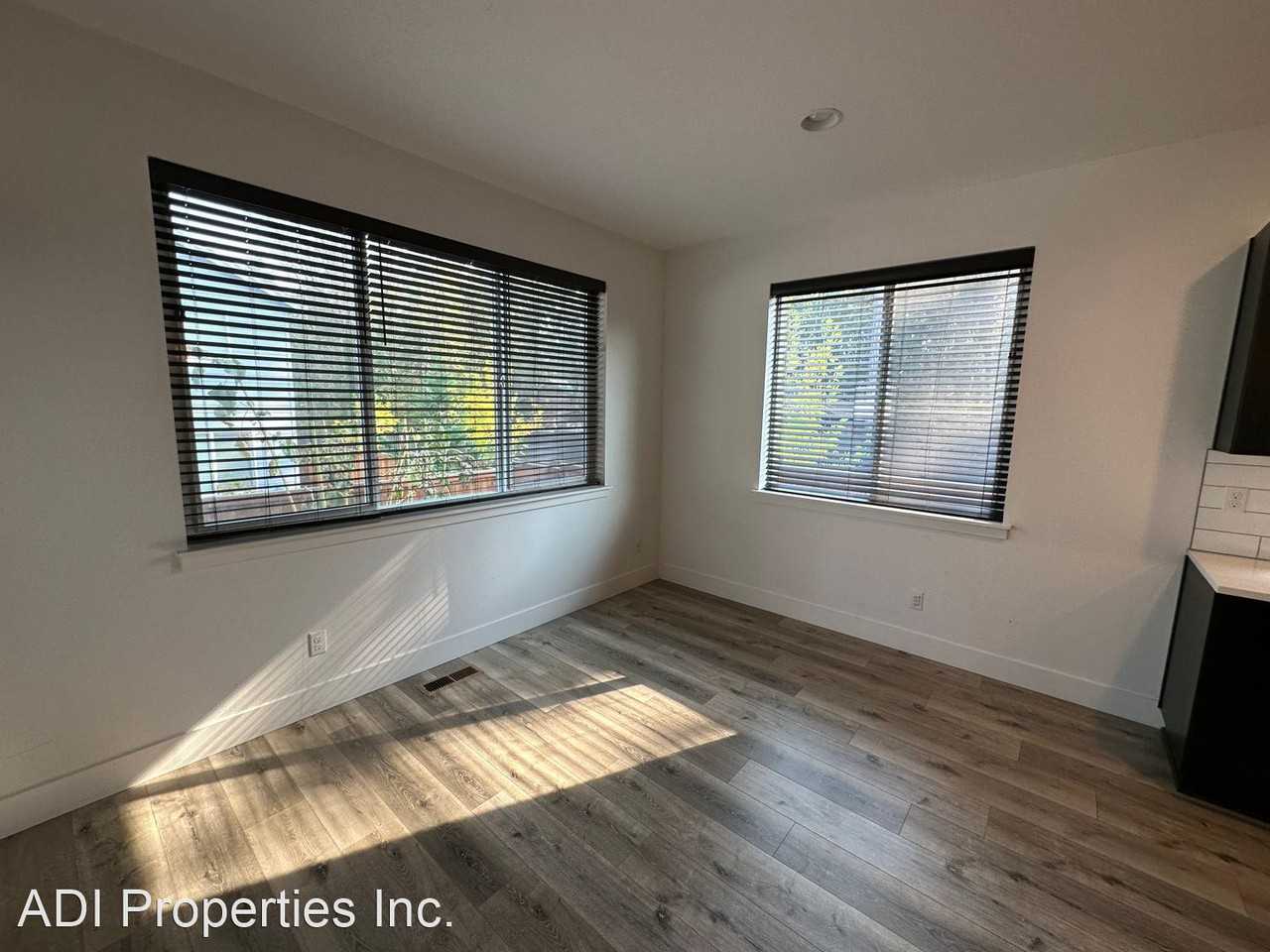 968 Sw 213th Ave - Photo 3 of 18