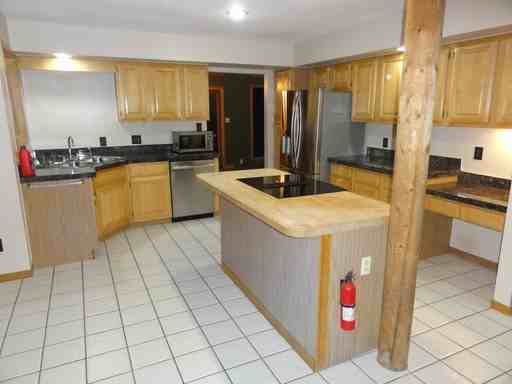 600 Aspen Pl - Photo 3 of 18