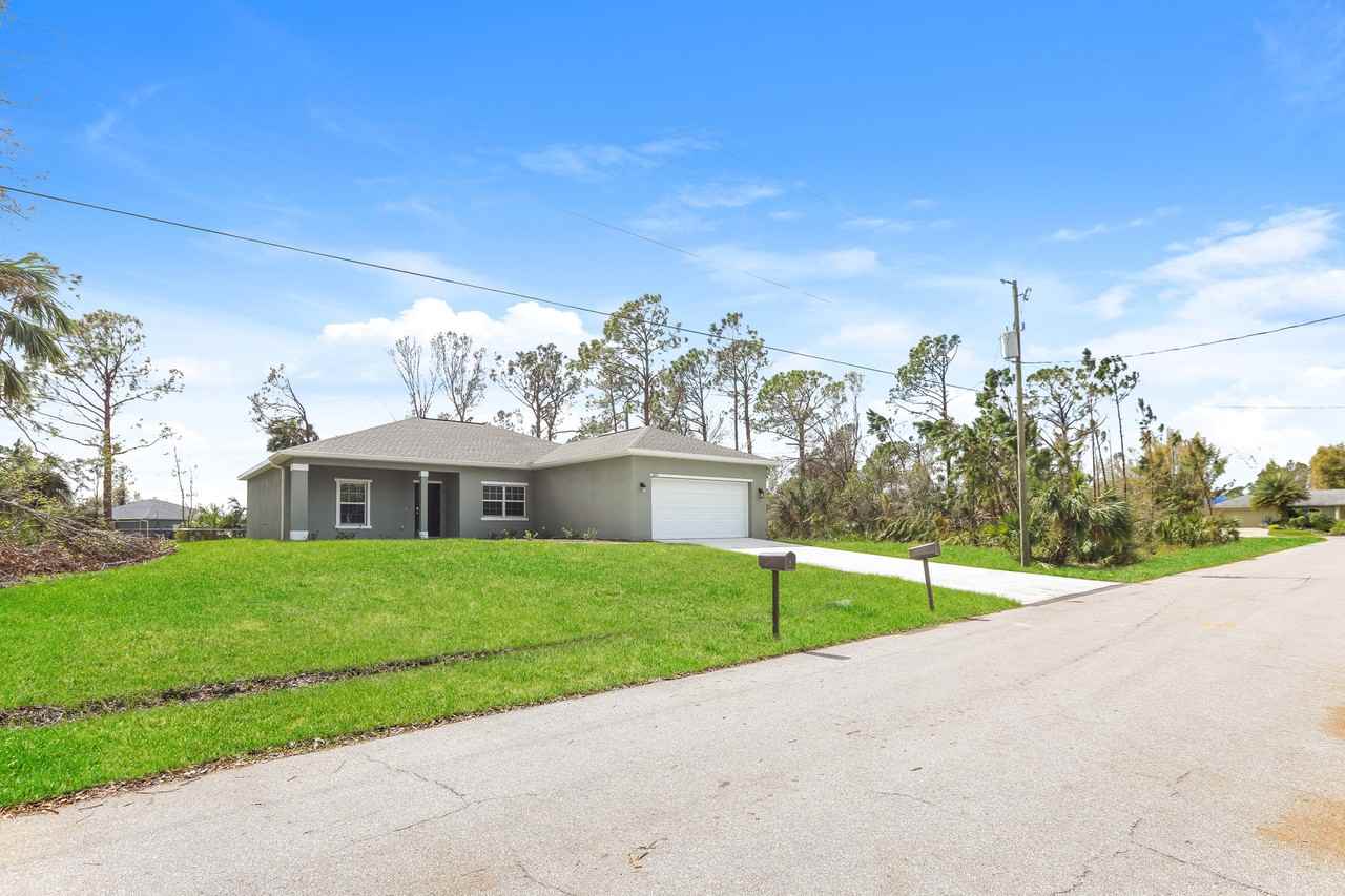 2469 Van Leer Ave - Photo 3 of 5