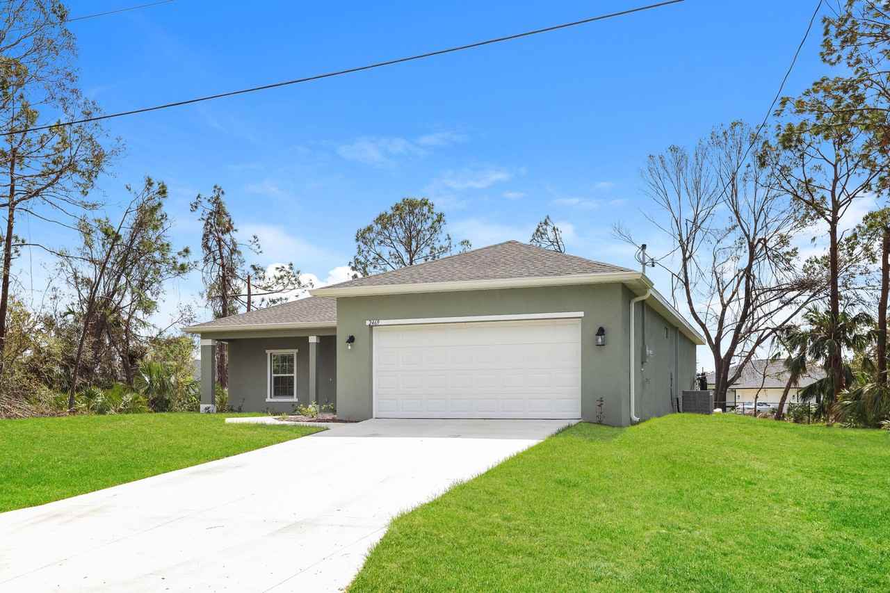 2469 Van Leer Ave - Photo 4 of 5