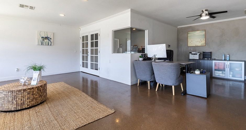 Parq on 50th - Photo 3 of 21