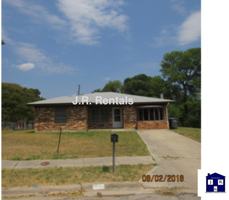 featured image of 2007 Pleasant Ln