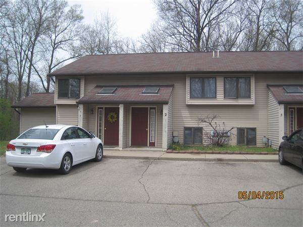 Fox Run - Photo 2 of 14