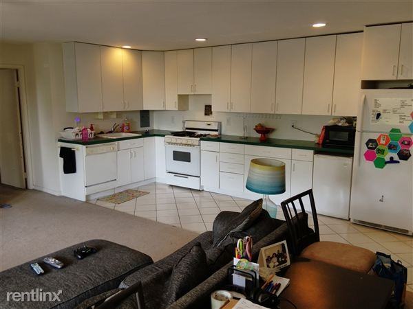 170 Talbott St - Photo 3 of 6