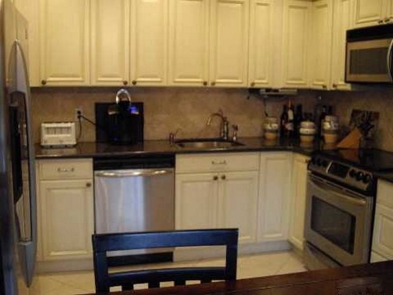 94 Aspen Dr W - Photo 3 of 11