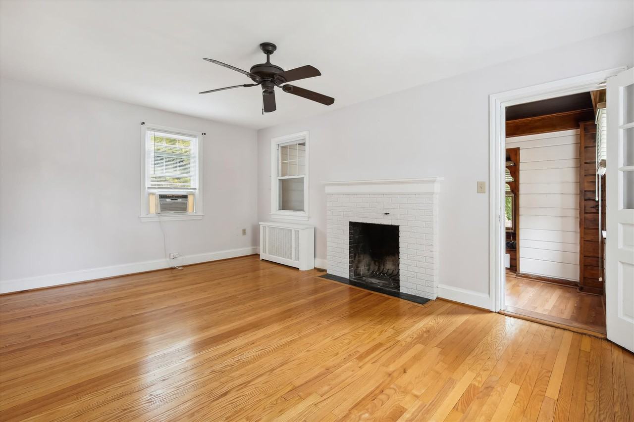 619 S Garfield St - Photo 2 of 30