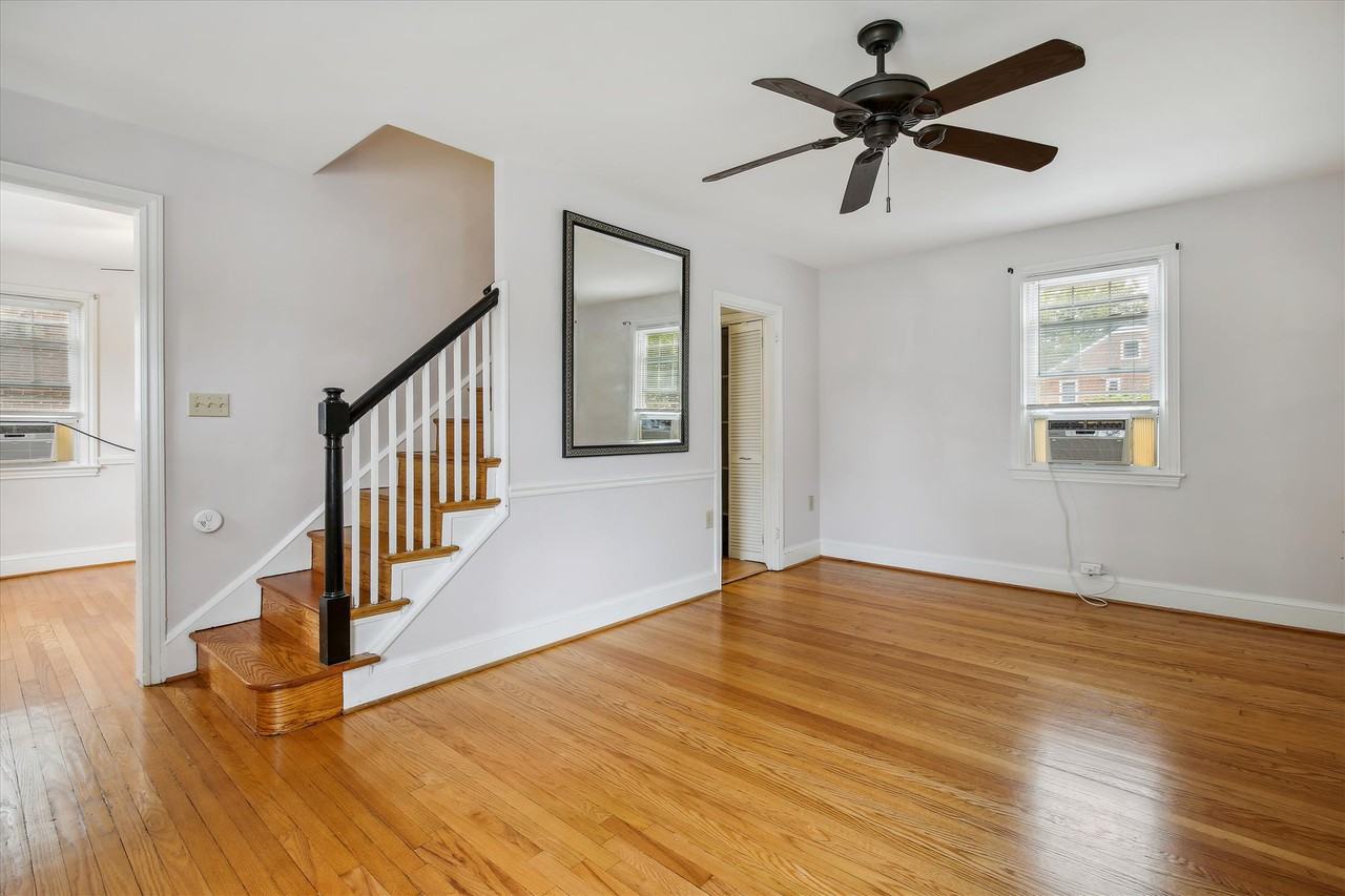 619 S Garfield St - Photo 4 of 30