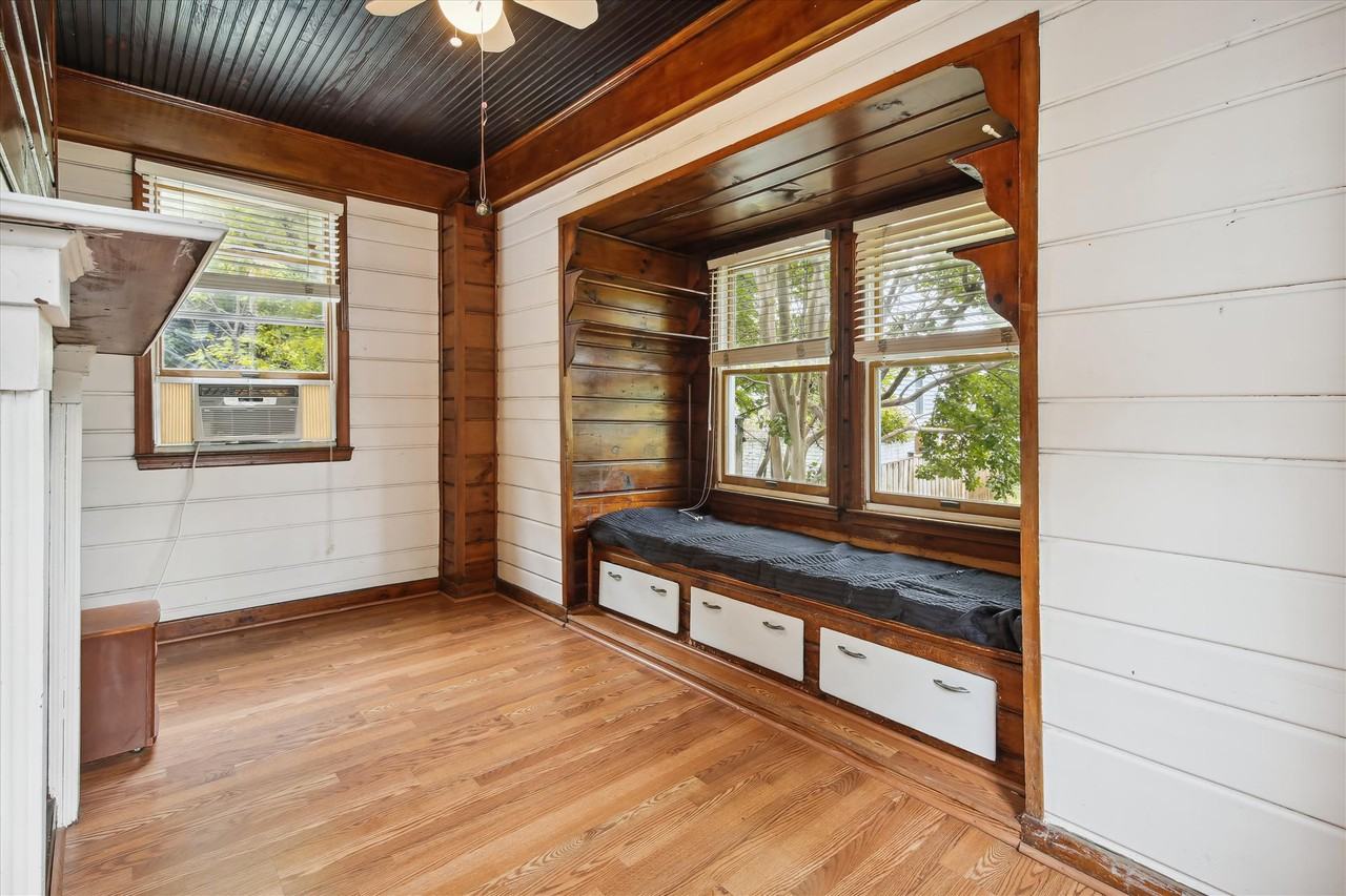 619 S Garfield St - Photo 6 of 30