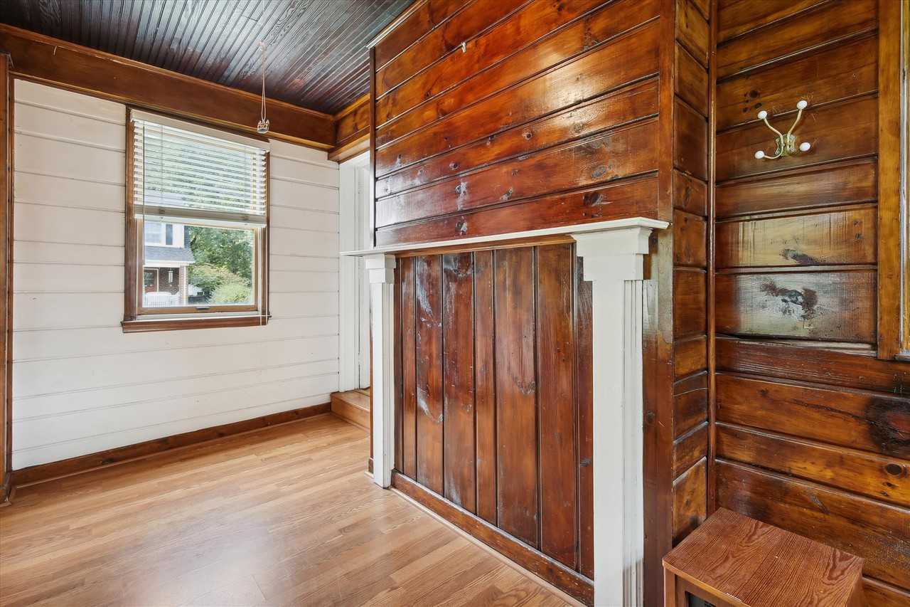 619 S Garfield St - Photo 7 of 30