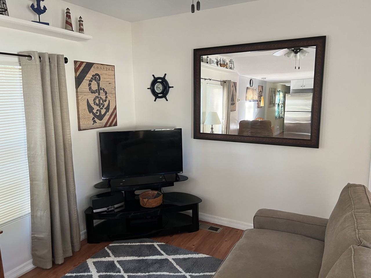 8856 W Arber Ct - Photo 3 of 18