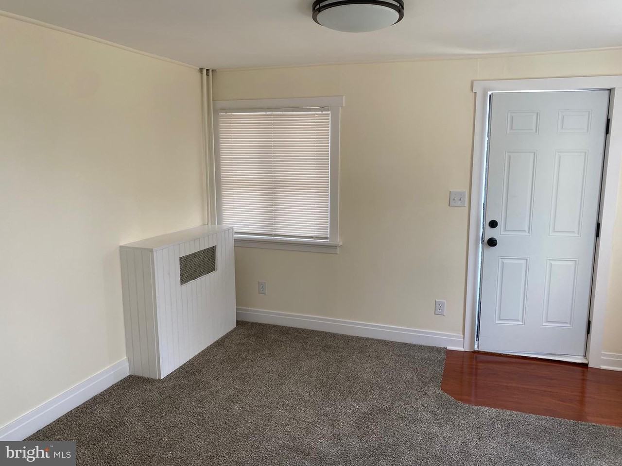 125 Guilford St - Photo 5 of 14