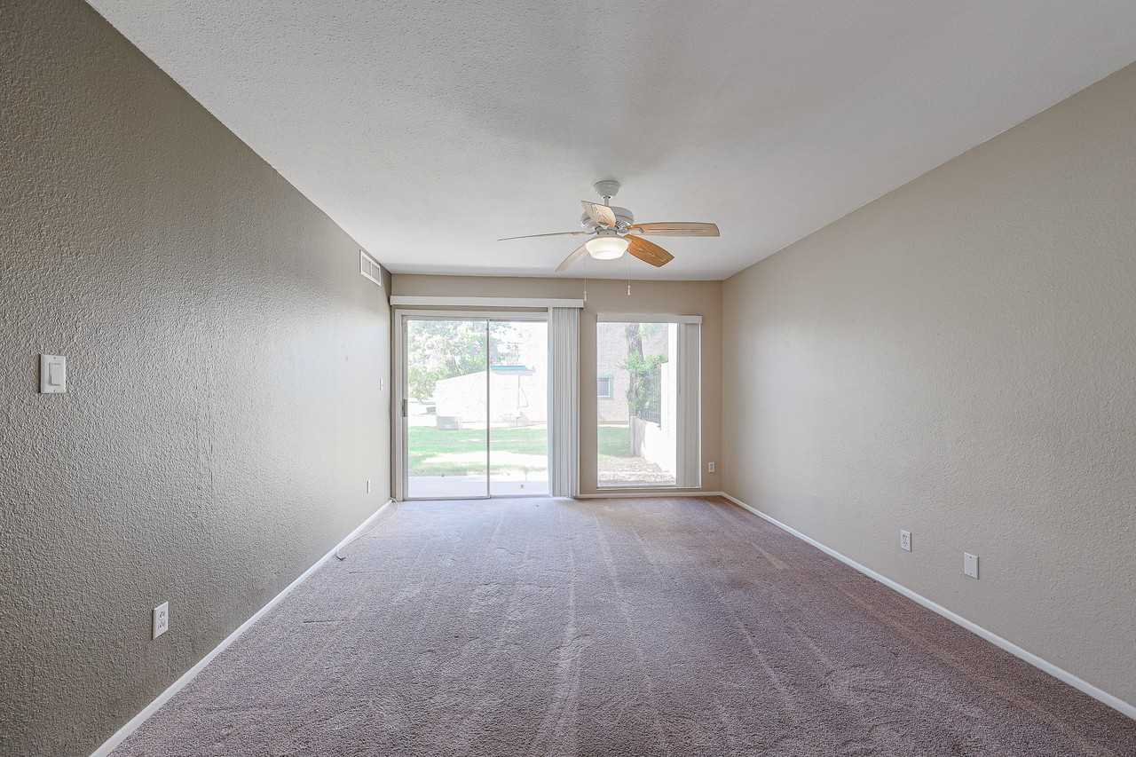 4555 W Continental Dr - Photo 3 of 37