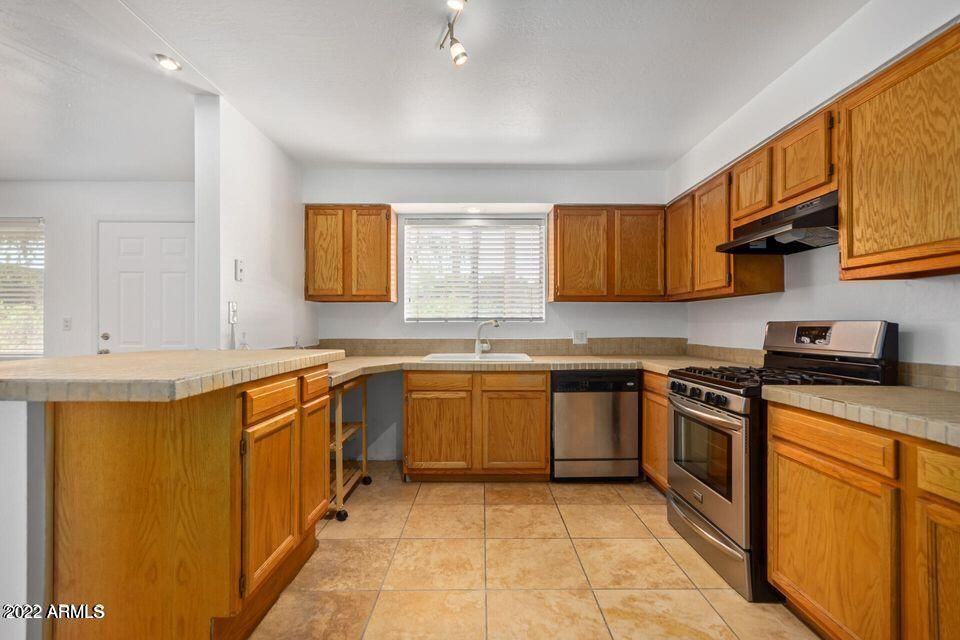 1111 E Turney AVE - Photo 2 of 11