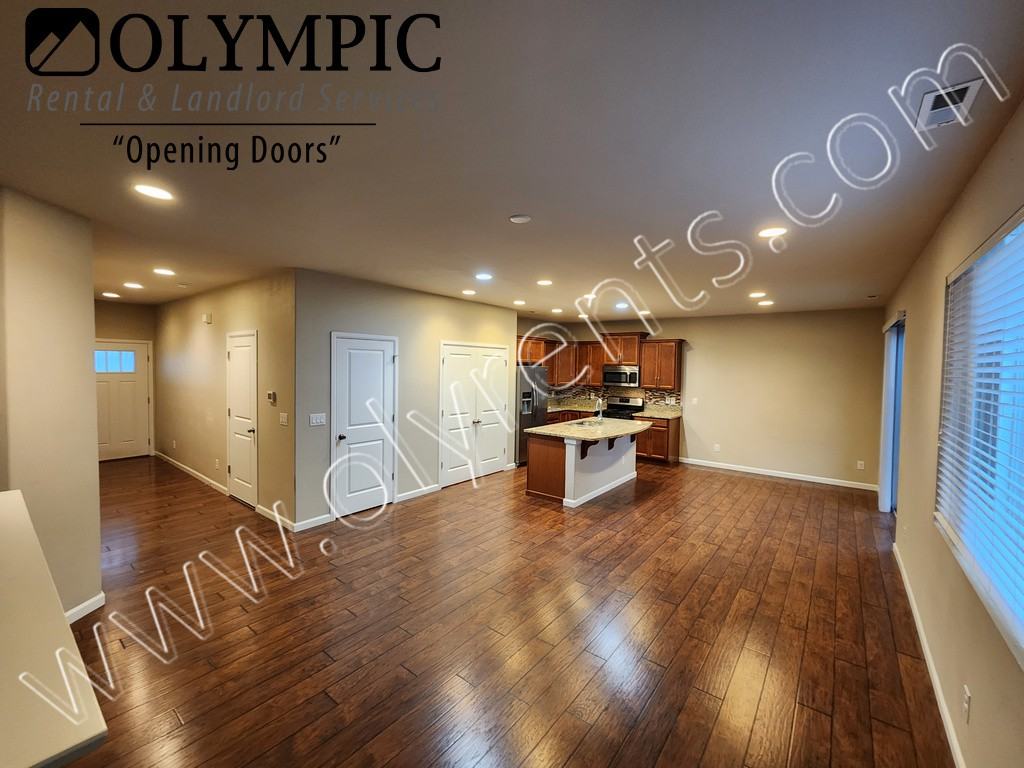 523 Woodduck Dr Sw - Photo 2 of 22