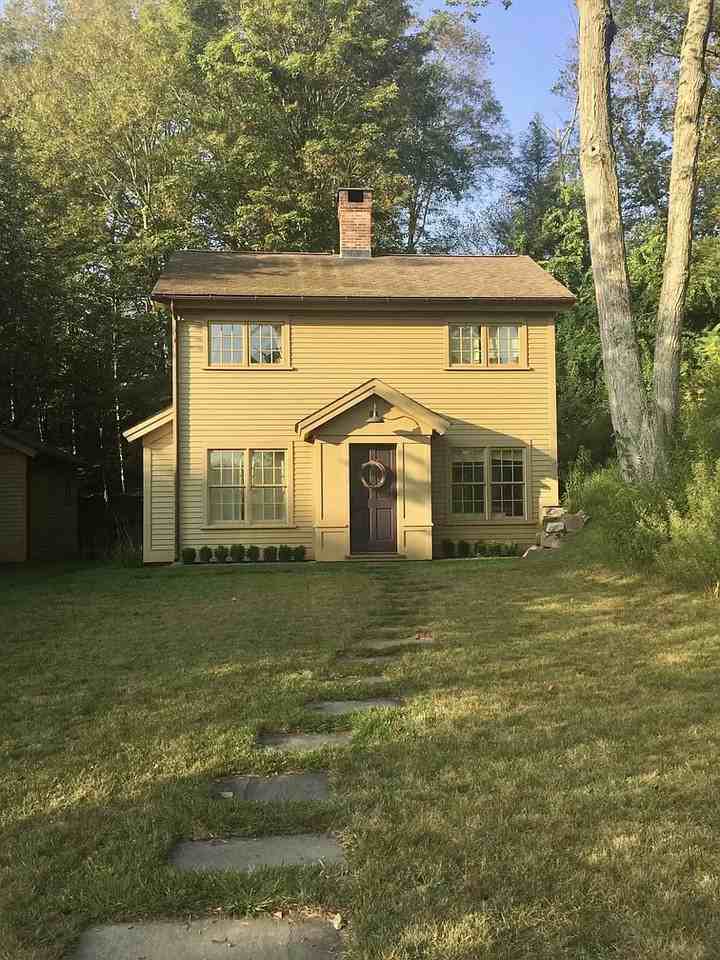 68 Landing Rd - Photo 2 of 12