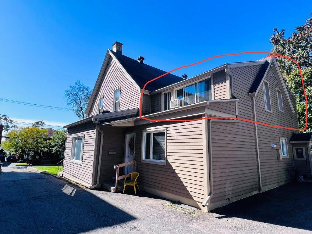 5 Rue SainteAnne, SainteAnnedeBellevue, QC H9X 1K9 1 Bedroom Apartment for 1,200/month Zumper