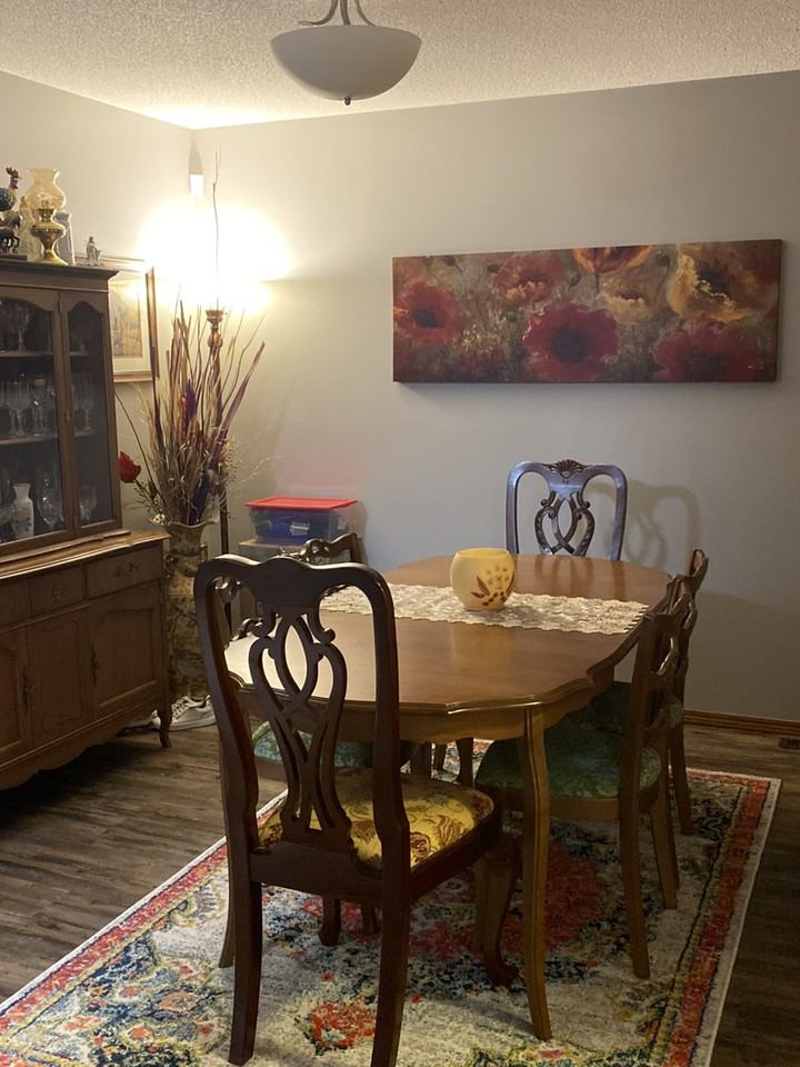 4823 46 Avenue - Photo 2 of 11