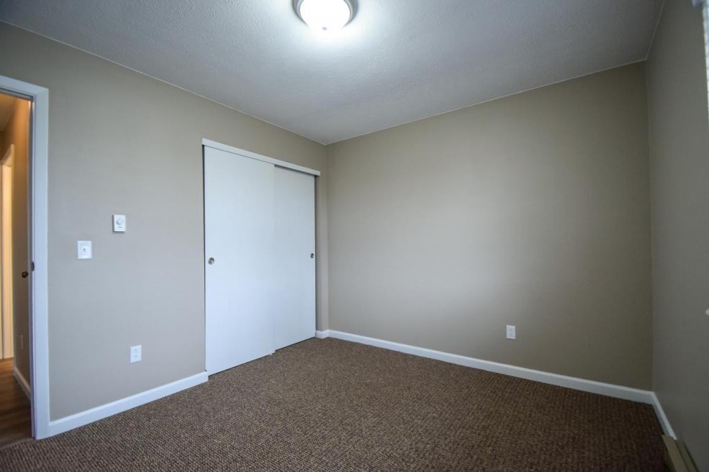 3405 Redbud Dr - Photo 7 of 9