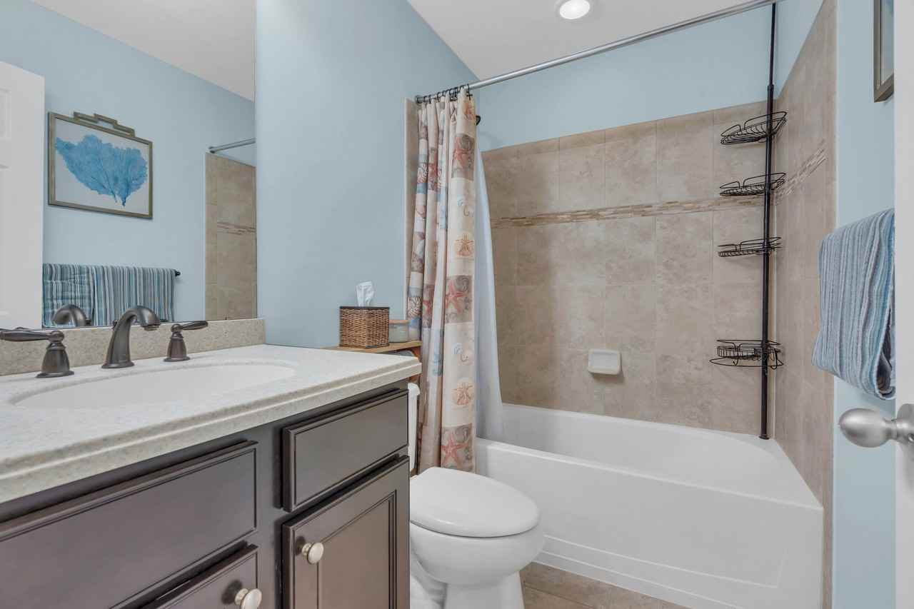 333 Princeton Ct - Photo 3 of 14