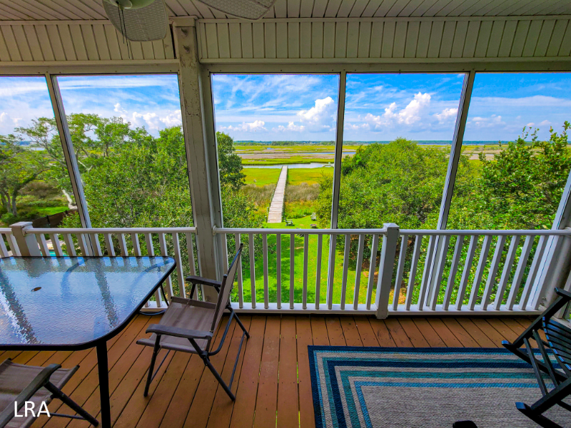 1009 N New River Dr - Photo 2 of 50