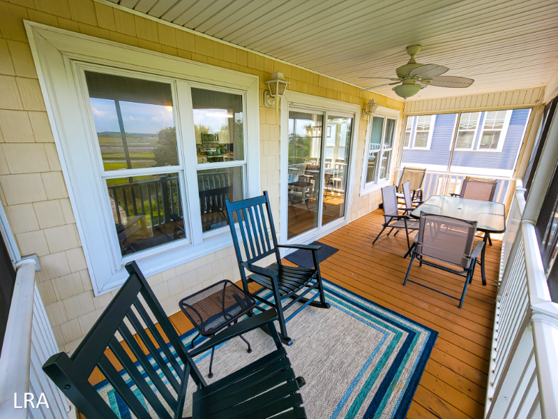 1009 N New River Dr - Photo 3 of 50