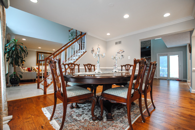 9321 Ravenridge Rd - Photo 4 of 50