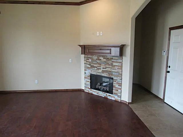 937 Sw 15th St - Photo 6 of 22