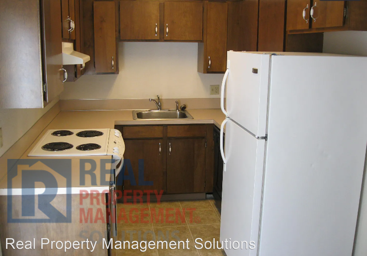 200-206 Kennel Ave. - Photo 2 of 9