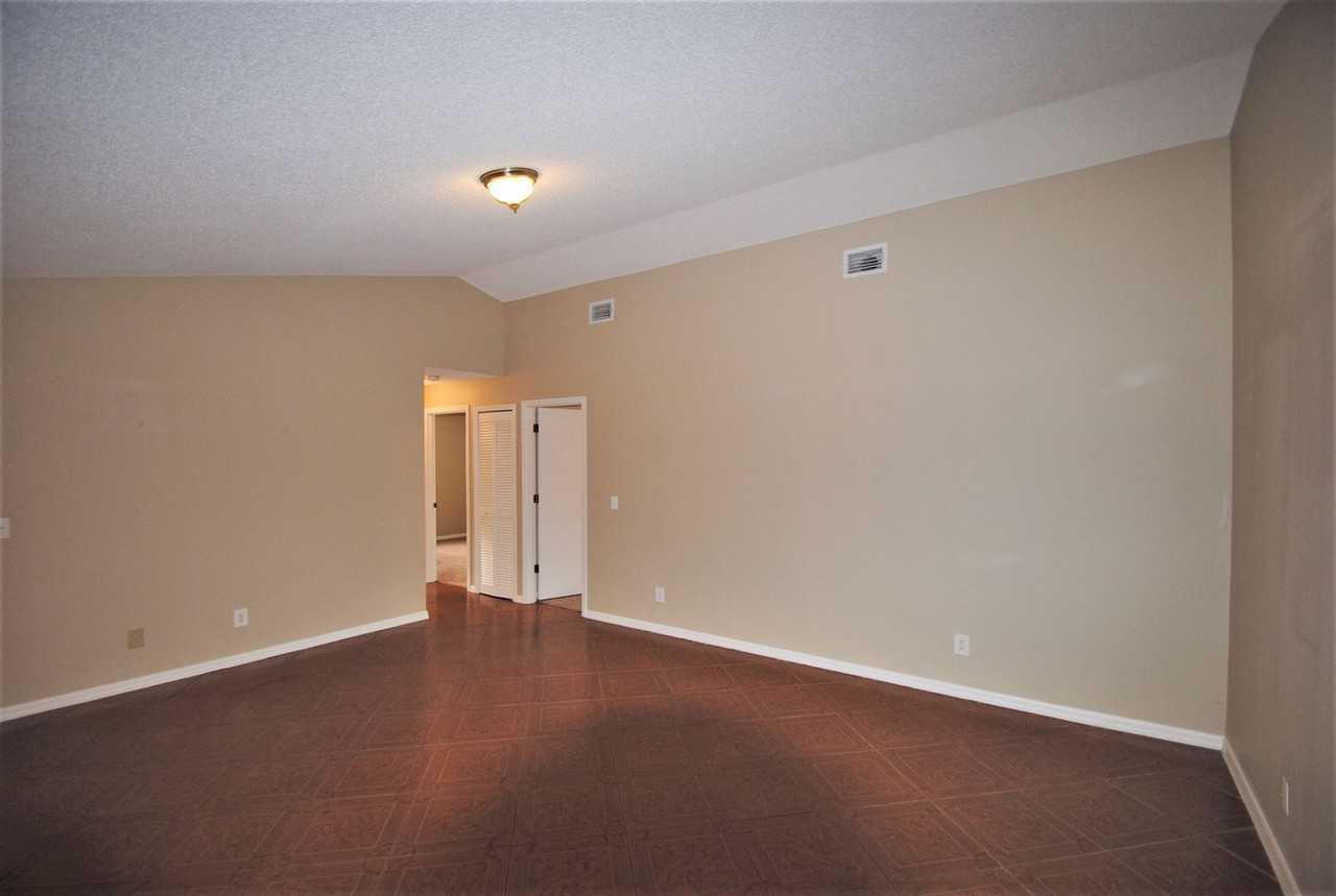 4790 Hidden Creek Rd - Photo 2 of 19