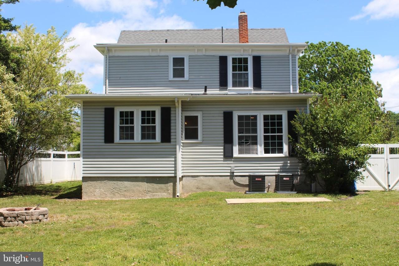 25 Church St - Photo 3 of 21
