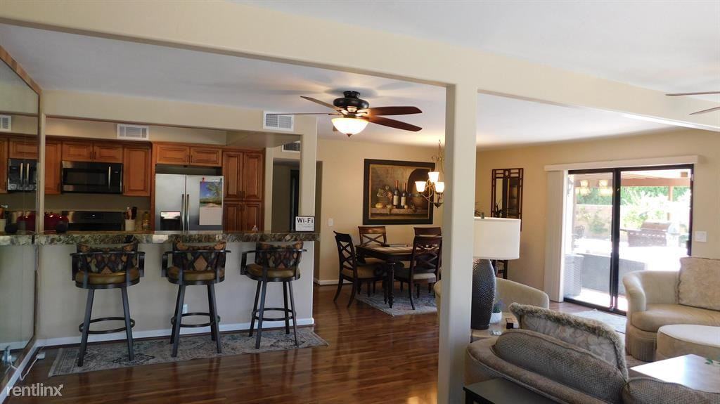 1515 E Paseo El Mirador - Photo 2 of 11