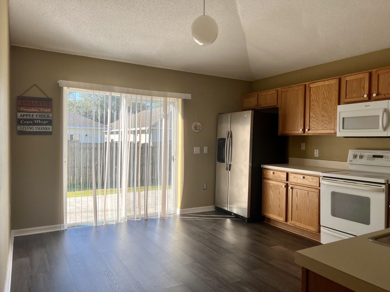30134 Rattana Ct - Photo 4 of 10