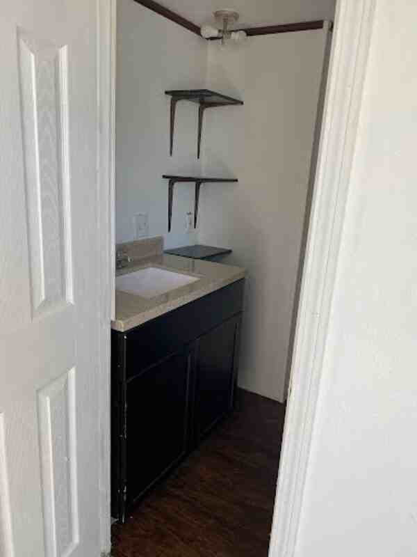 2130 Rand Morgan Rd - Photo 7 of 11