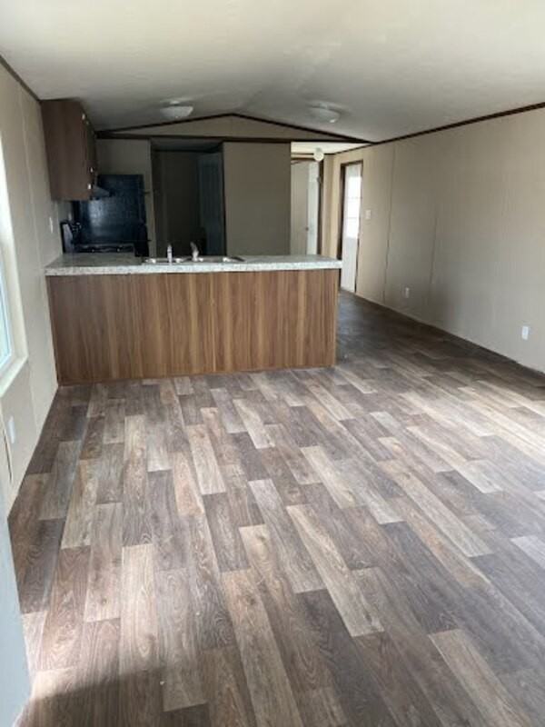 2130 Rand Morgan Rd - Photo 3 of 10
