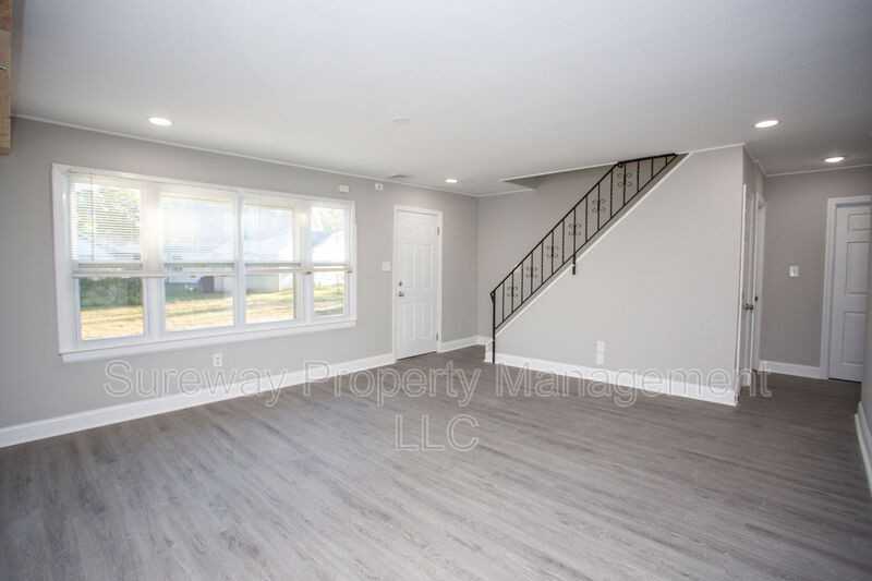 48 Sandstone Ln - Photo 4 of 40