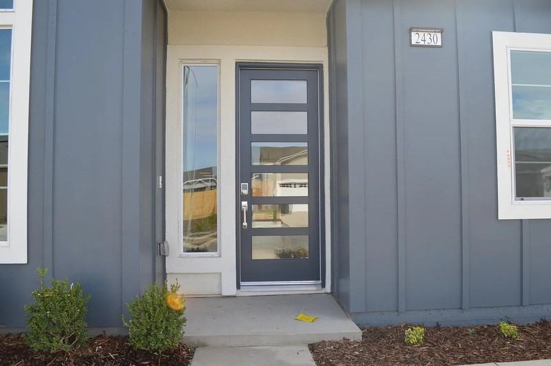 2430 Bastidas Dr - Photo 5 of 48