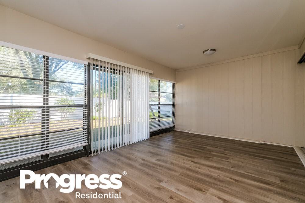 3235 Cullendale Dr - Photo 3 of 16