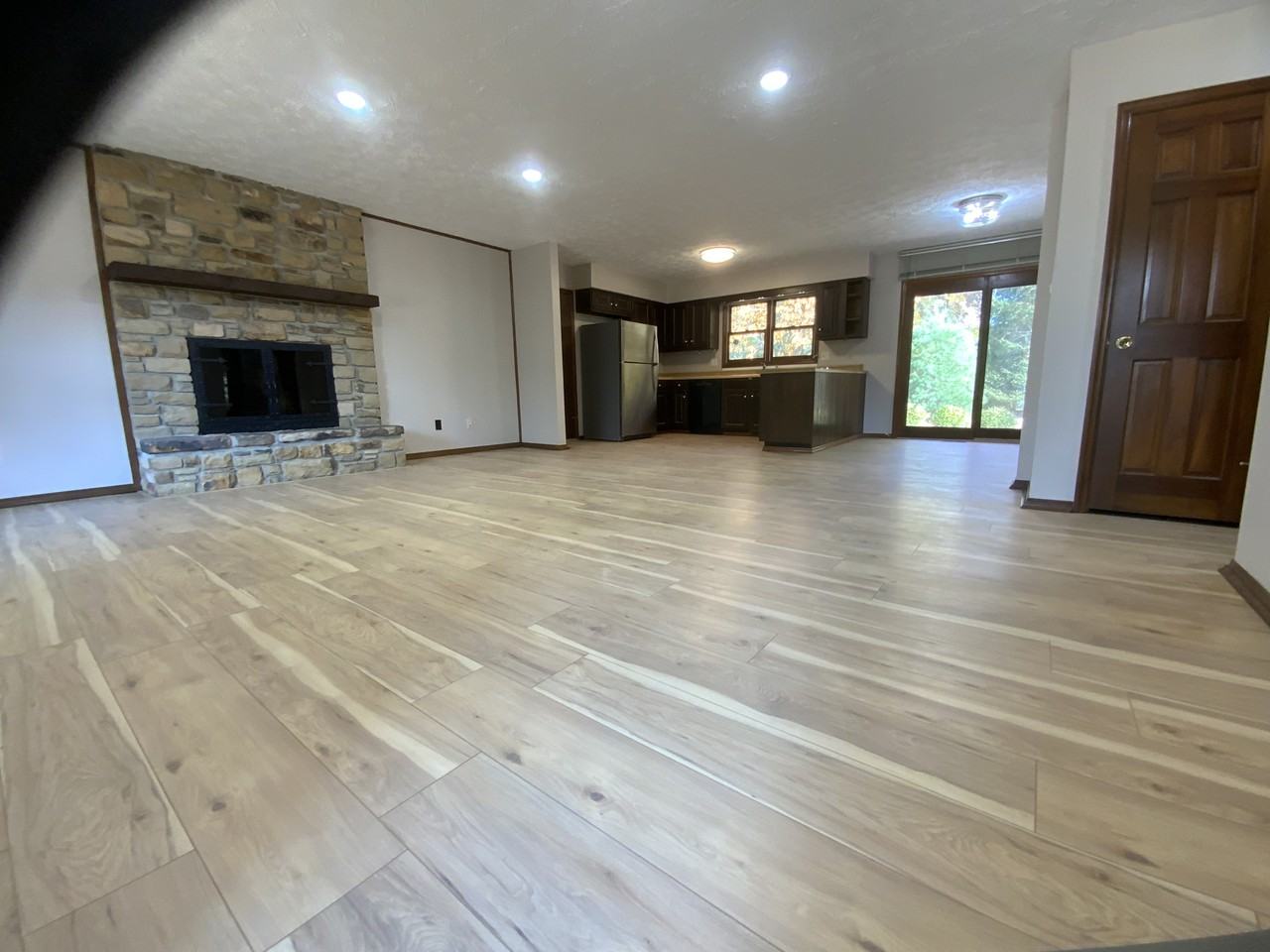 1633 S Greenfield Ct - Photo 2 of 29