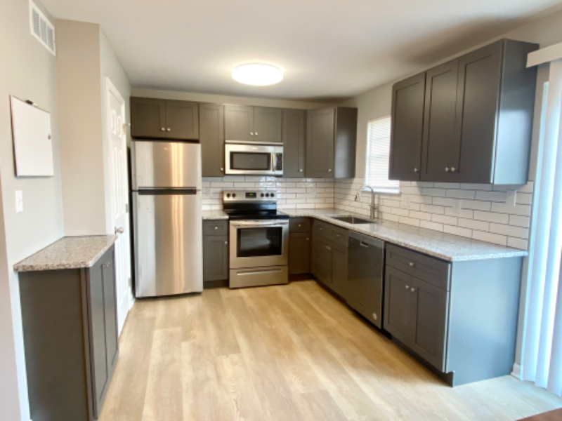 312 Vincent Circle - Photo 5 of 7