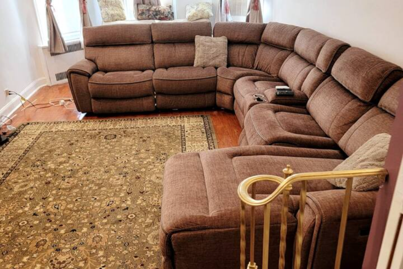 2 Herrick Dr #3J - Photo 2 of 13