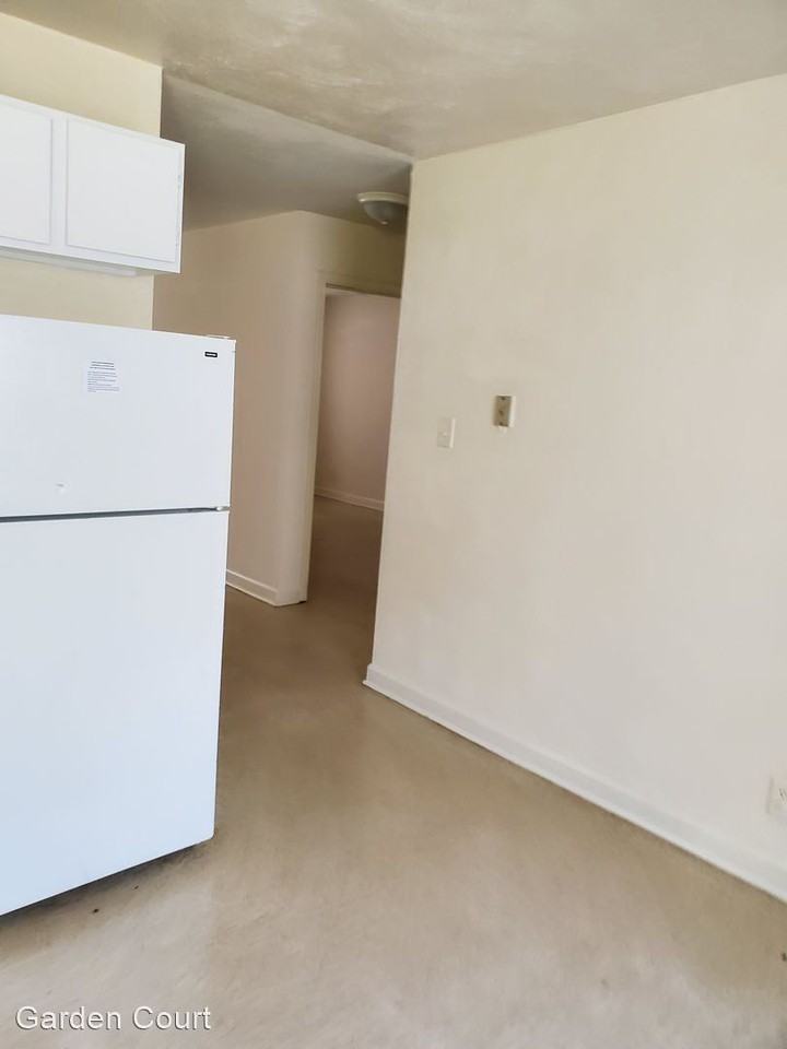 940-D 3rd Street - Photo 2 of 3