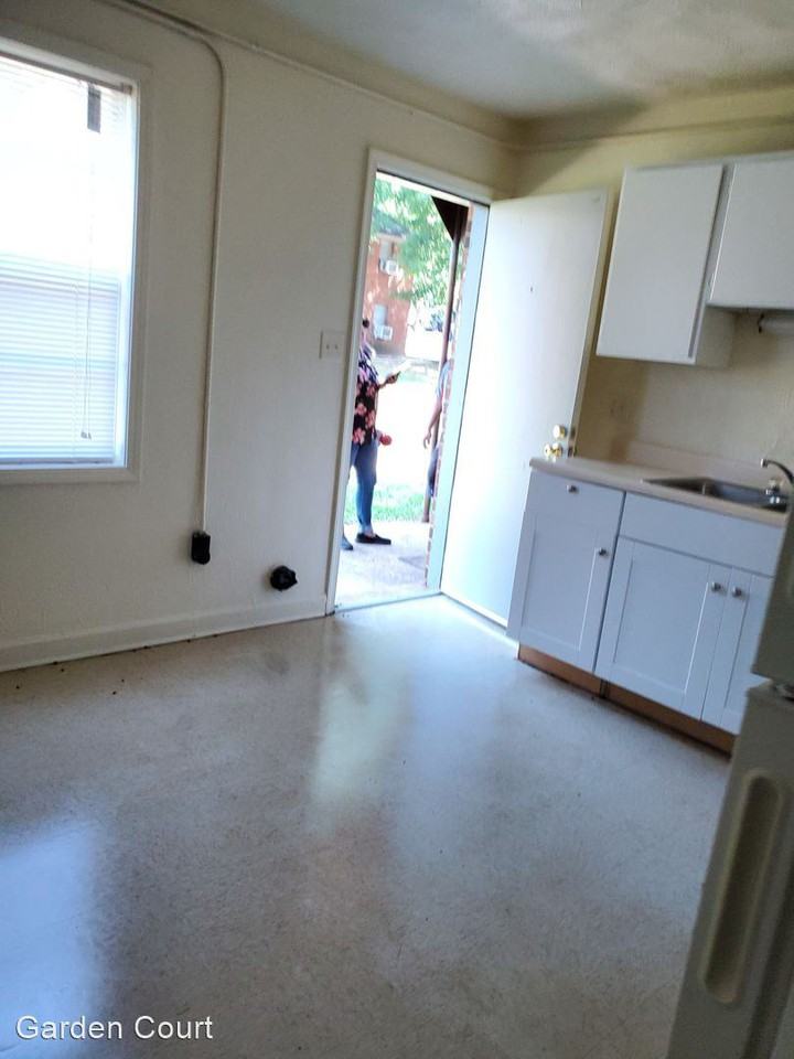 940-D 3rd Street - Photo 3 of 3