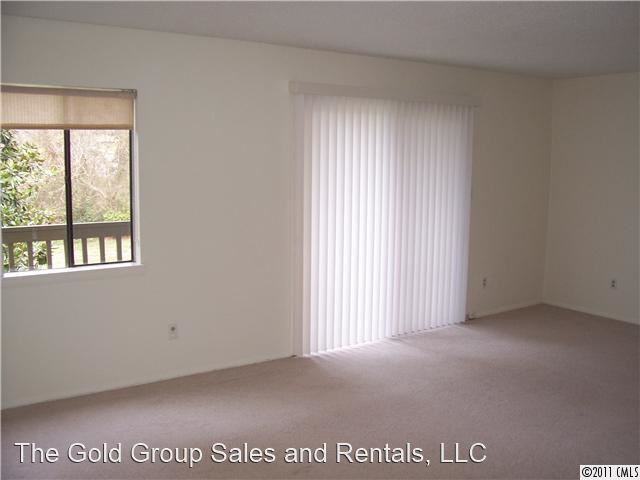 3653 Maple Glenn Ln - Photo 2 of 20