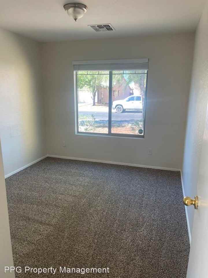 8409 W Payson Rd - Photo 3 of 13