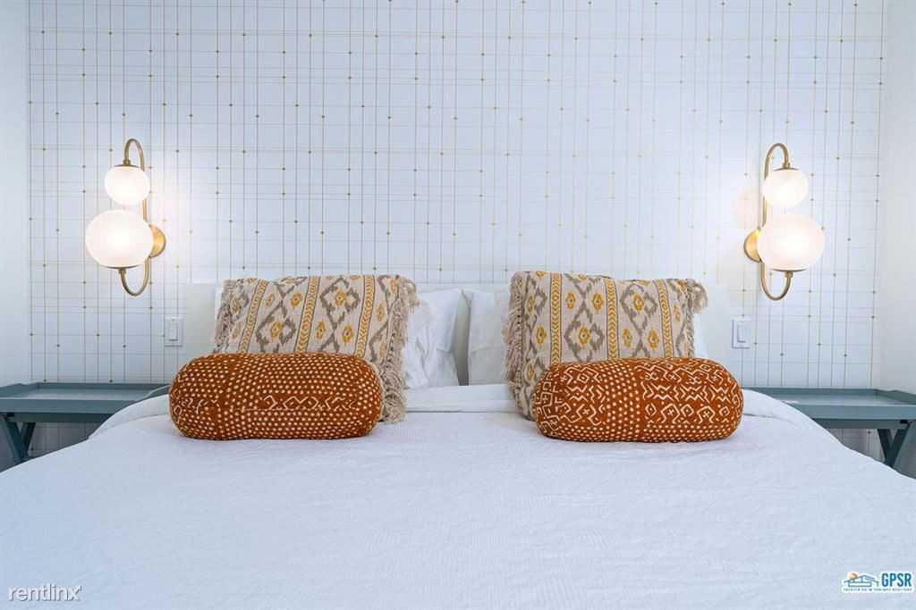 1075 E Olive Way - Photo 3 of 10