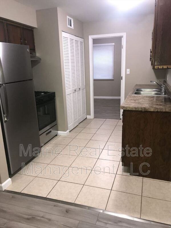 1060 N Walnut St #2 - Photo 2 of 11