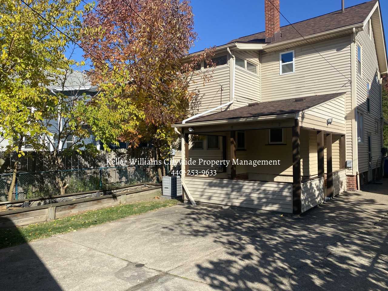 2182 Carabel Ave - Photo 3 of 23