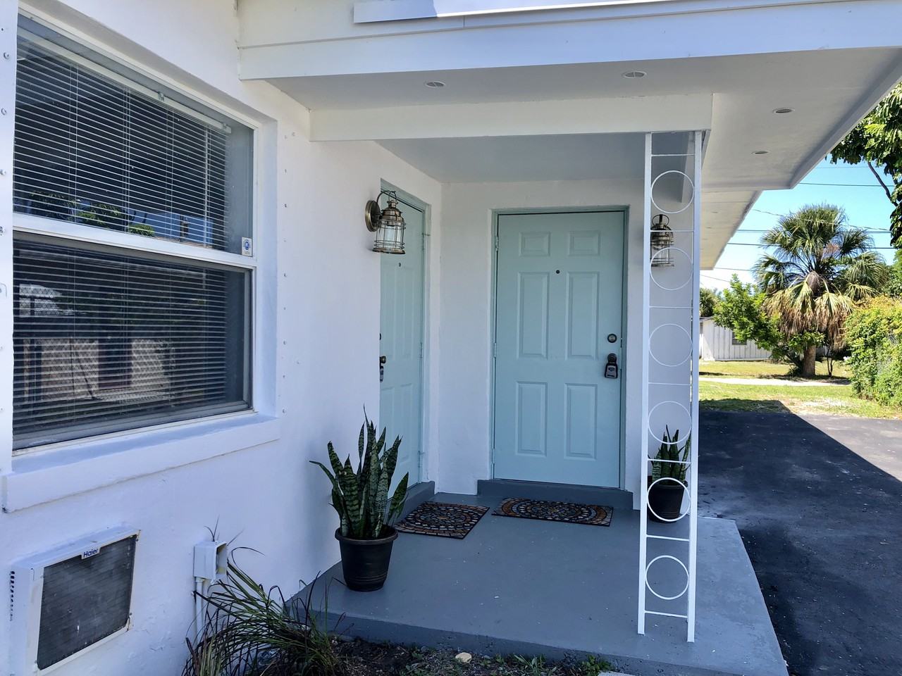 335 De Carie Street #335 - Photo 3 of 11