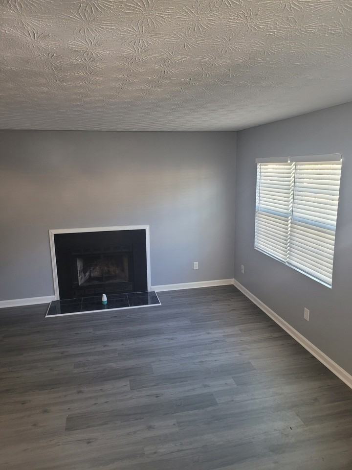 1726 Bob White Ln Se #1726 - Photo 2 of 16